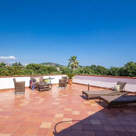 Luisella Villa